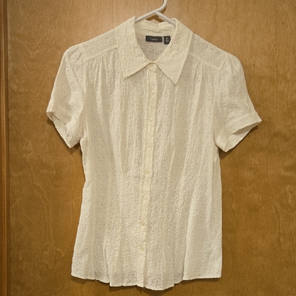 Apt. 9 Tops - Apt. 9 Women's White Eyelet Button Down Shirt